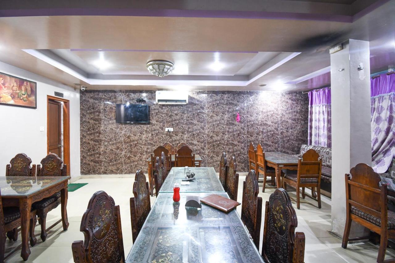 Oyo 67033 Hotel Sahil Plaza Una  Bagian luar foto